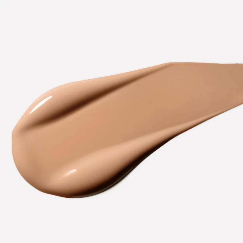 MAC NC30 Studio Fix Every-Wear All Over Face Pen